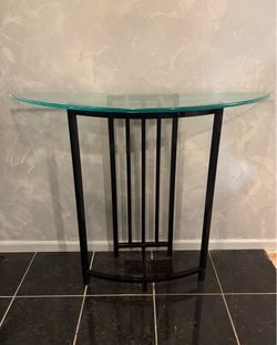 Half moon table