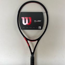 Wilson Clash Tennis Racket 