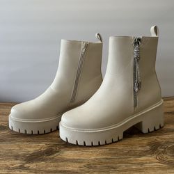 Nice White Platform Boots Zip Up