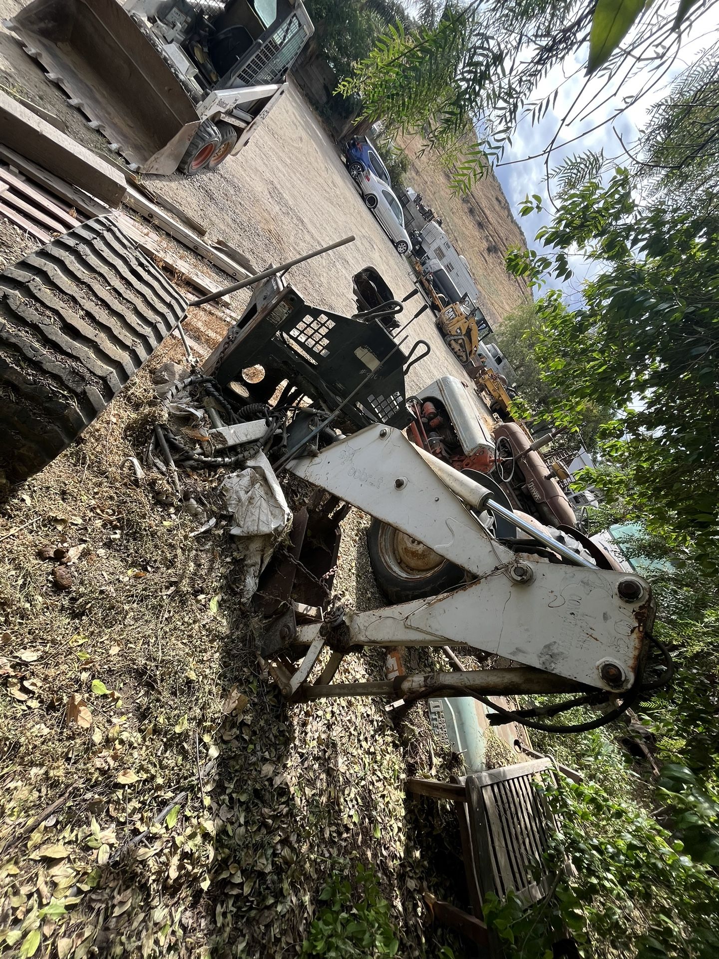 Skid SteerBobcat Attachment Excavator 709 Implementó