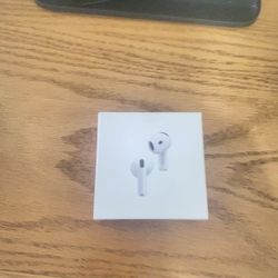 Apple Air Pod 4s