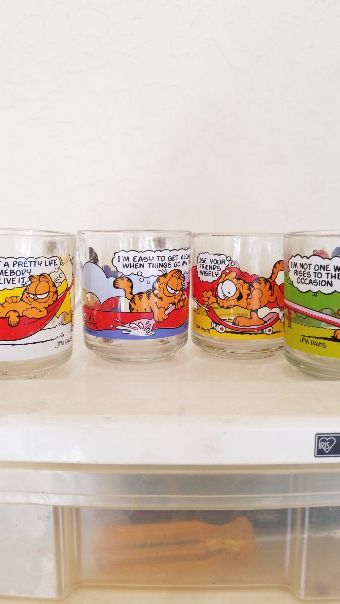 Set of 4 Garfield Collectible glasses