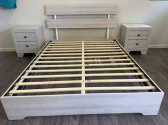 Brand new queen size platform bedframe 