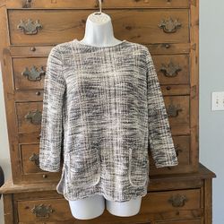 Woman’s Tunic Style Sweater Size XS By Max Studio