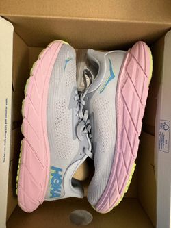 HOKA’S Running Shoes