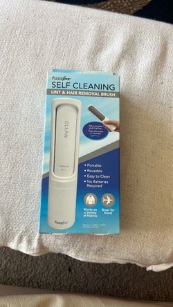 Fuzzfree Self Cleaning Lint & Hair Removal Brush