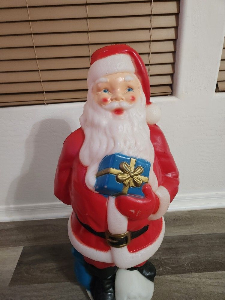 Vintage Christmas 34” General Foam Plastics Santa Claus Blow Mold Light Present