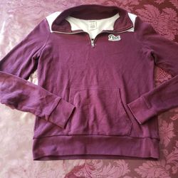 Victoria secret sweater size xtra small