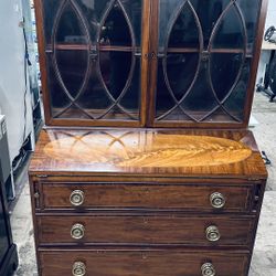 1880s Federal Mahogany Secretary Desk Hutch Display