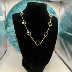 Authentic VC Clover Necklace