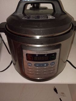 Insignia Digital Multi-Function Pressure Cooker (stainless steel and black finish)