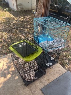 Lot of 4 Wire Pet Crates Dog Kennels