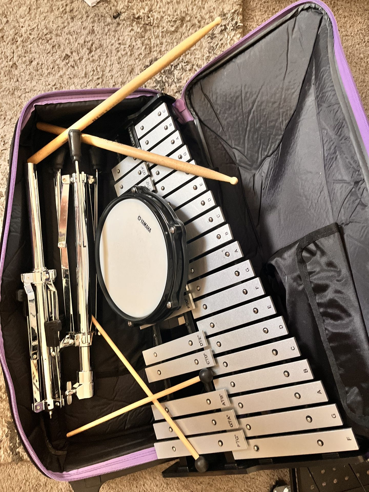 Yamaha Student Bell Kit w/backpack Xylophone and drum pad for beginners.