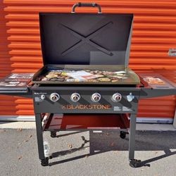 Blackstone - Original 36-in. Outdoor Omnivore Griddle with Hood and Folding Shelves - Black 
