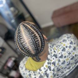 Joelei Beaute’ Hair Braiding/Locs
