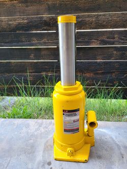 HYDRAULIC JACK