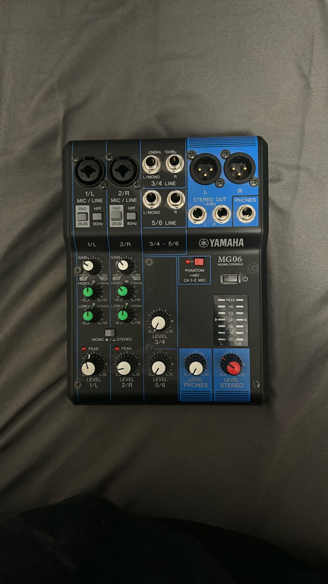 Yamaha Mixing Console