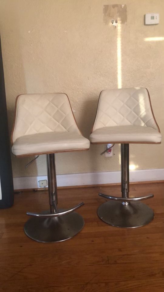 Beautiful Contemporary Bar Stools