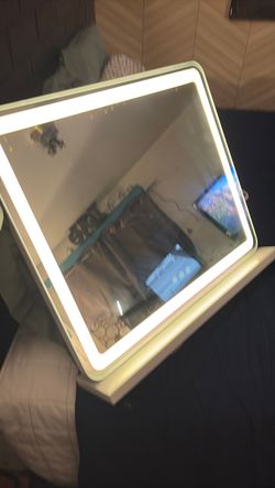 LED Lighted Vanity Mirror White Frame