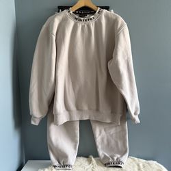 White Fox Boutique Put It On Repeat Lunar Sweat Outfit
