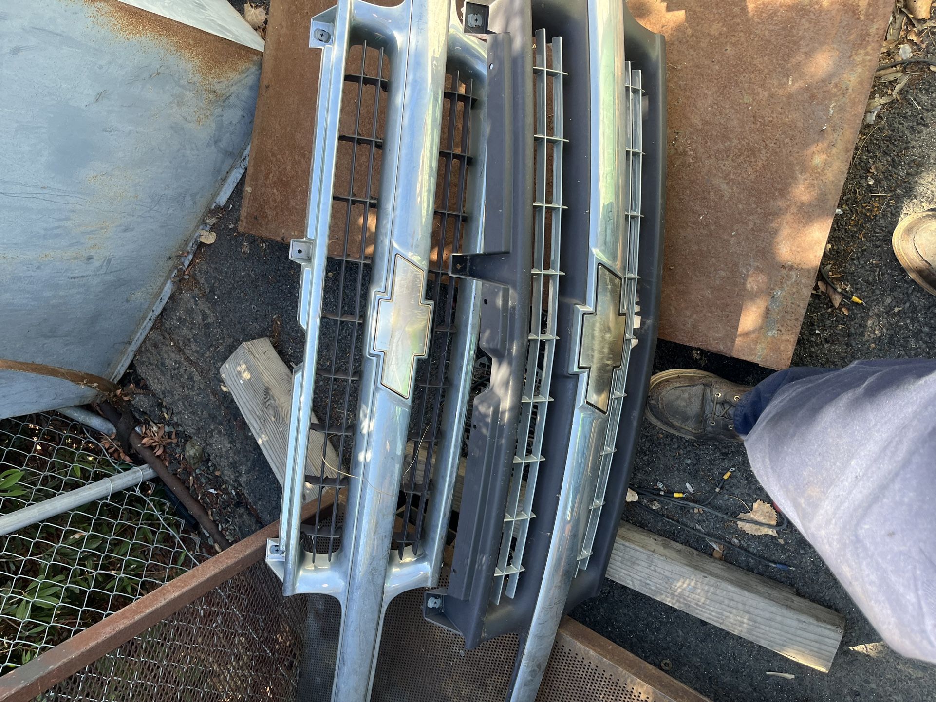 99-2002 NBS CHEVY GRILLES