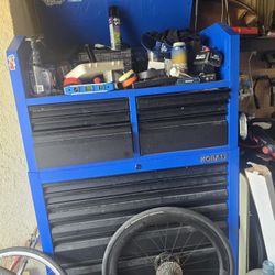Tool Chest. Top Bottom. With Key
