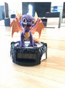 Spyro the Dragon clock