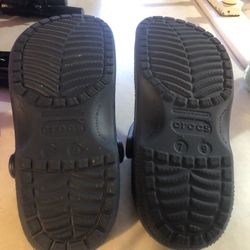 Crocs 7 M 9 W. Blue 