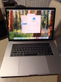 Macbook Pro 15 inch Touchbar