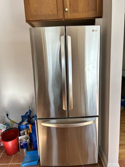 LG Fridge For sale