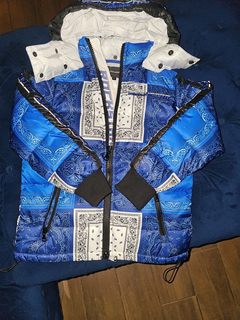 Young Boy's Puffer Jackets