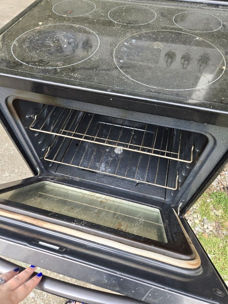 Glass Top Stove.
