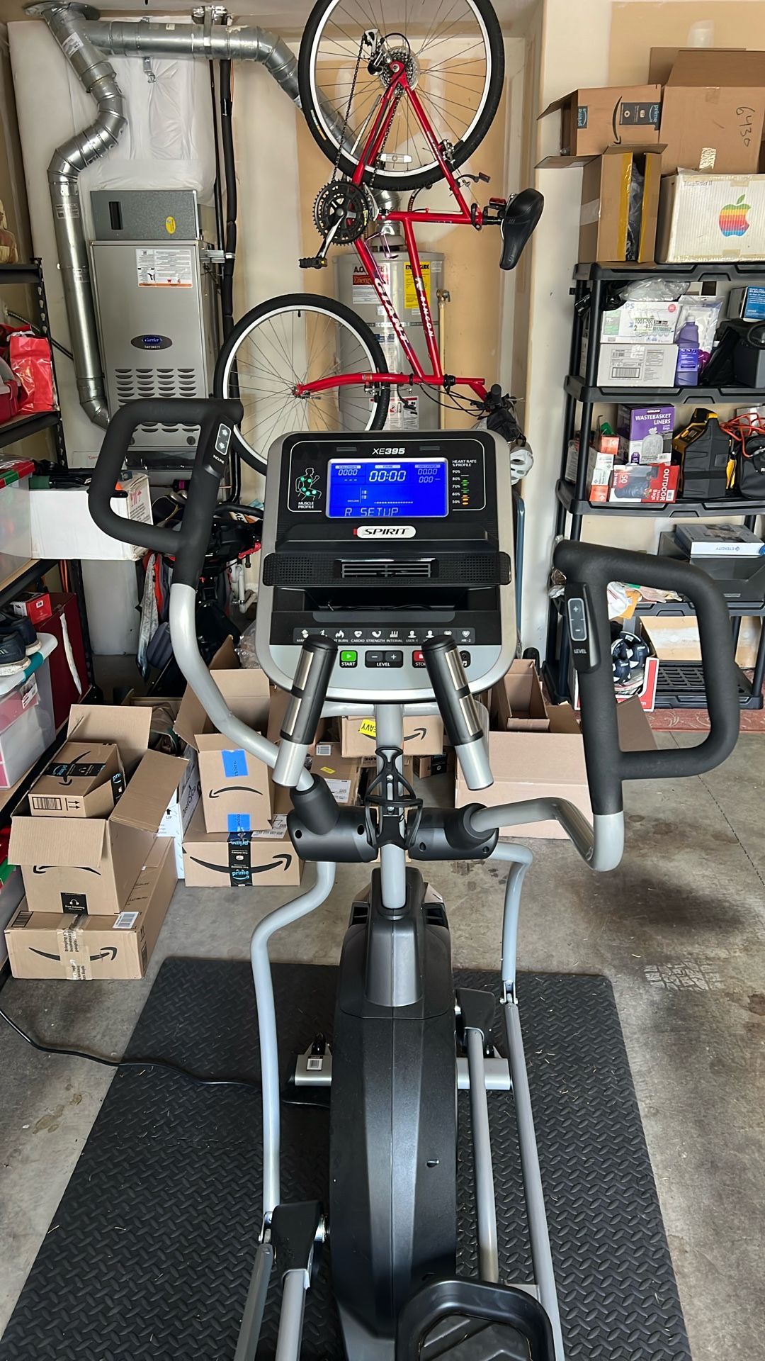 Spirit Fitness XE395 Elliptical (Used, Like Brand New)