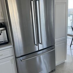 Kitchen Aid refrigerator
