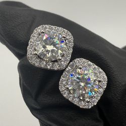 VVS1 Silver Moissanite Earrings 1.0ct 