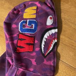 Bape hoodie size XL
