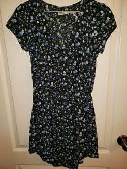 Kimchi Blue Dress Size S