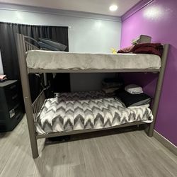 *FULL SIZE Bunk Beds~ Metal ~ Gray Finish