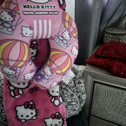 Hello Kitty 🩷 Baby Blanket 