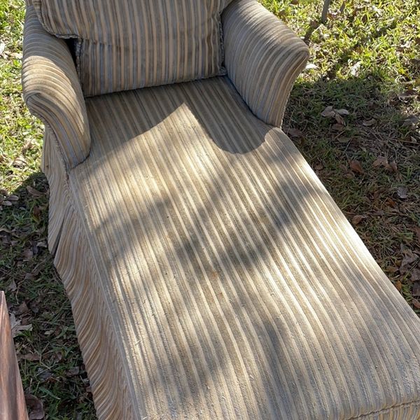 Chaise Lounge Chair for Sale in San Antonio, TX - OfferUp