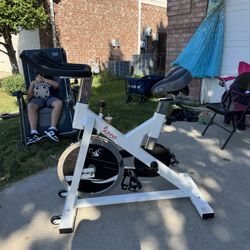 Sunny stationary bike