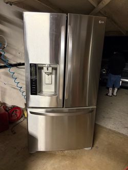 Fridge LG stainless steel works by good no we deliver