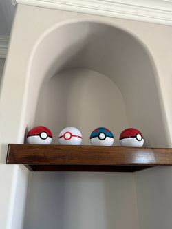 Empty Pokeballs for Party Favors / Decor