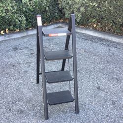 4 Step Metal Step Ladder