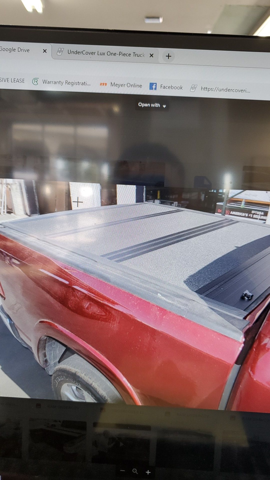 Undercover armor flex bed cover