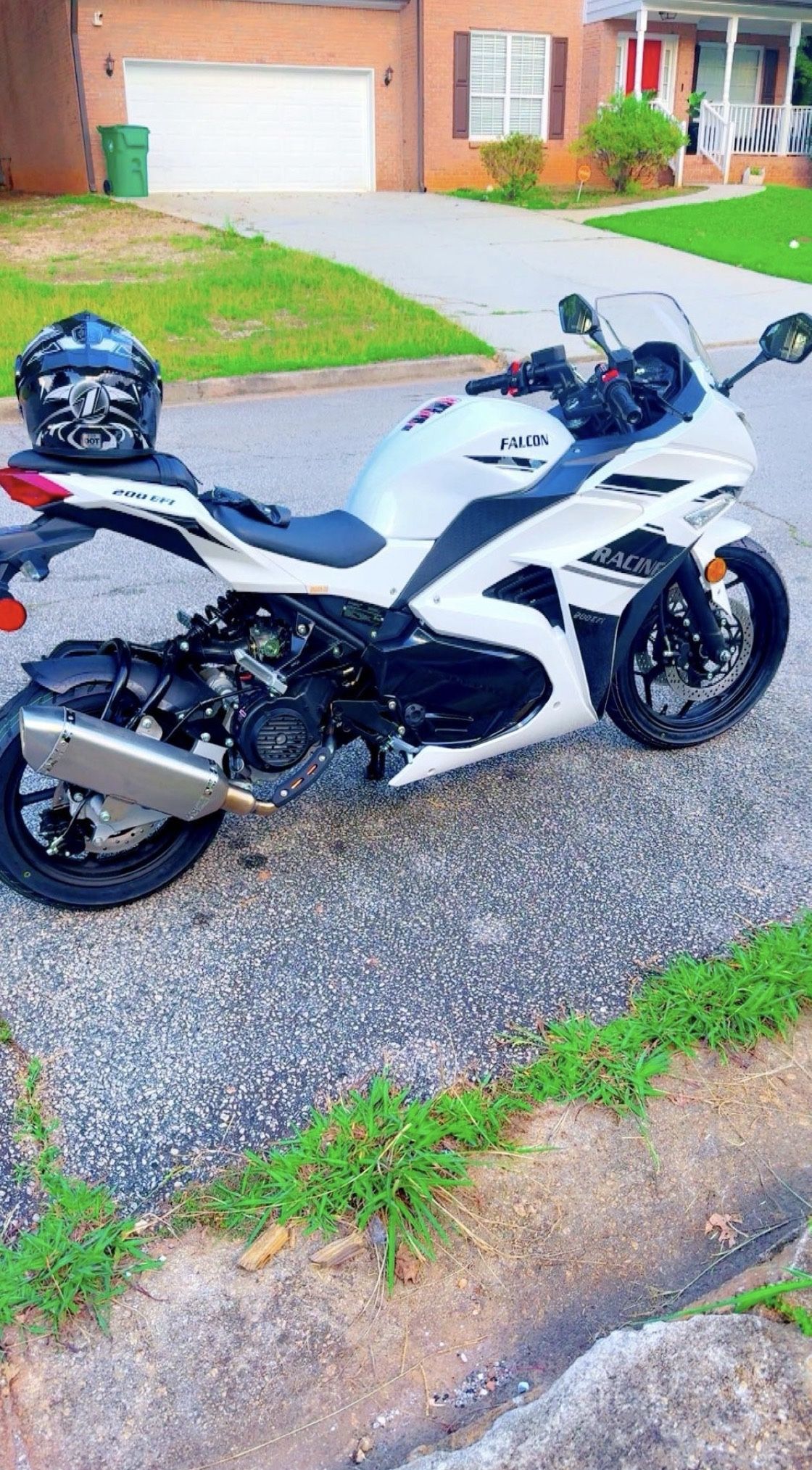 Motorcycle scooter 14.3 180CC