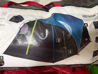 Coleman 8 person Fast Pitch Carlsbad Dark Room Tent