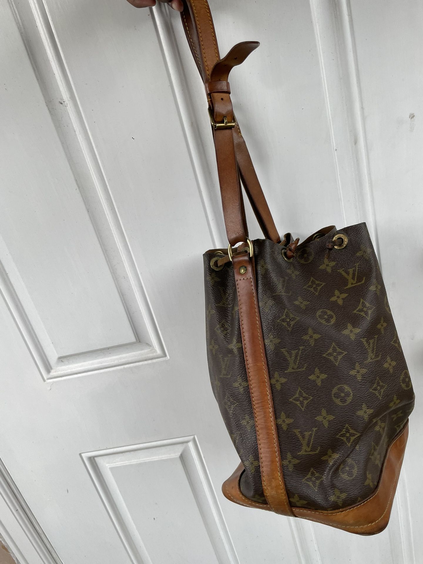 LOUIS VUITTON PURSE NOE PM for Sale in Brandon, FL - OfferUp