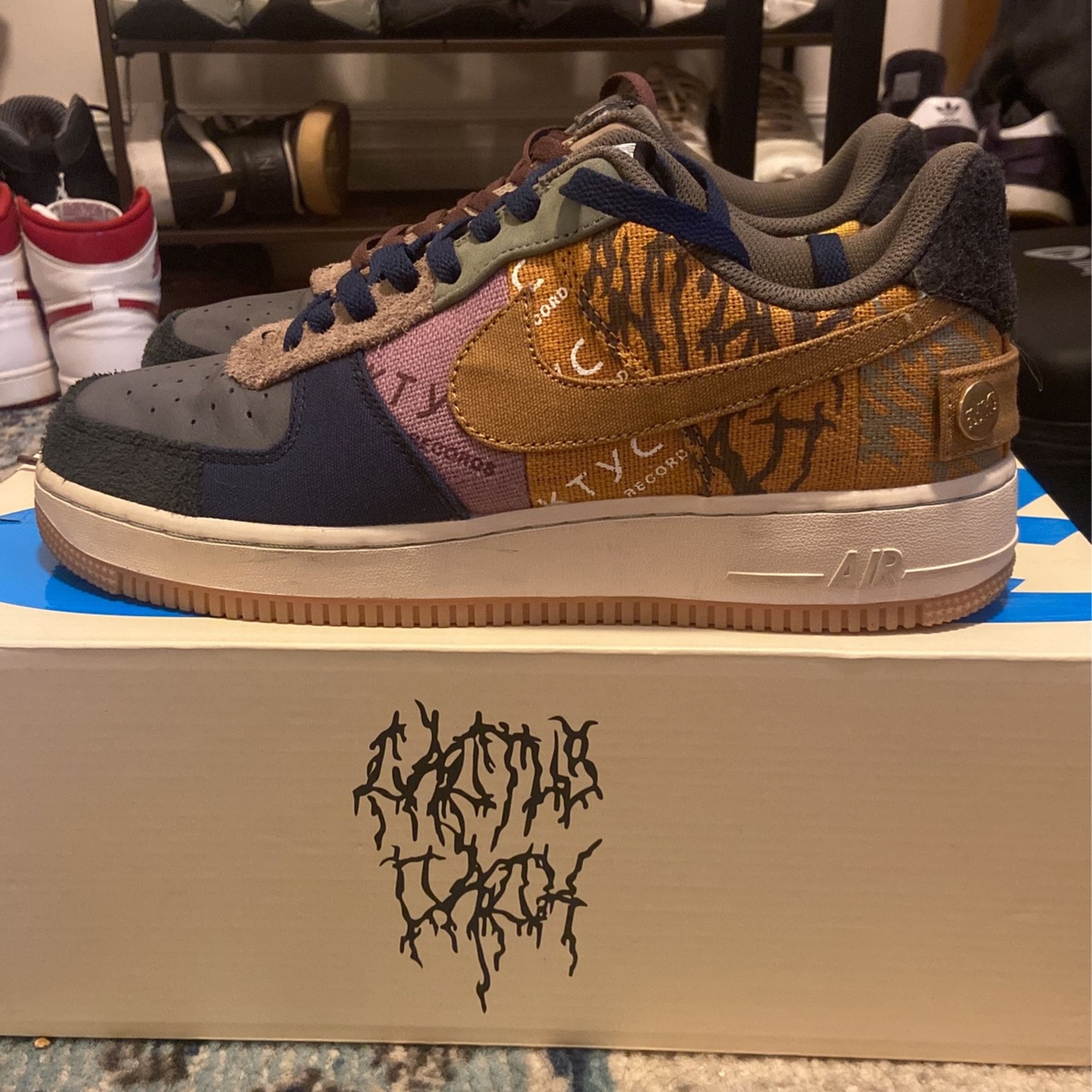 Travis Scott Air Force 1