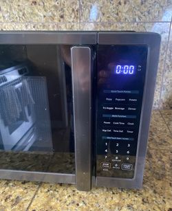 Toshiba Microwave / like new